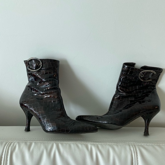 Stuart Weiztman booties - Picture 7 of 7